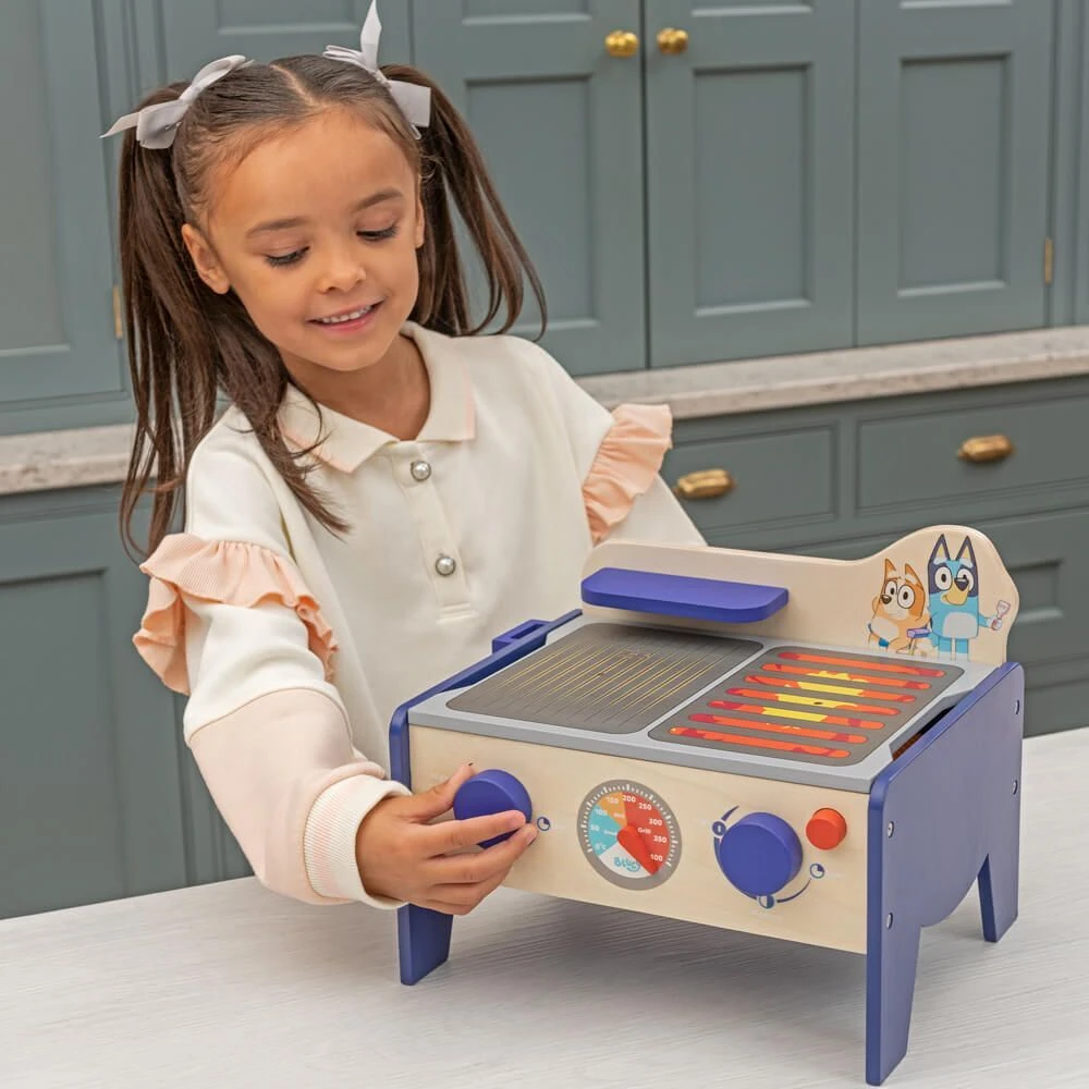 Bluey BBQ And Salad Playset 7 Bluey BBQ And Salad Playset - Image 7