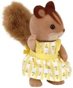 Sylvanian Families - Walnut Squirrel Family -Discoveroo Sales Store MB SF4172 3